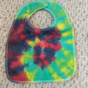 NWOT tie dye baby bib from arts festival